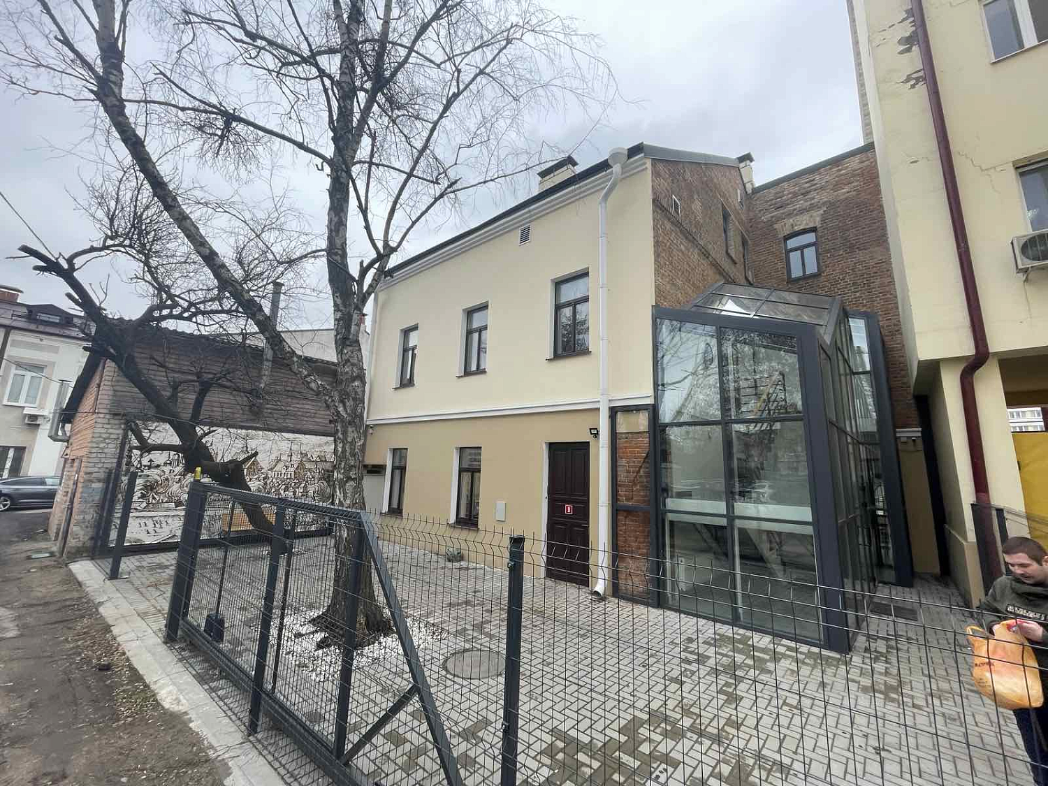 Реконструкция здания под административно-офисный центр